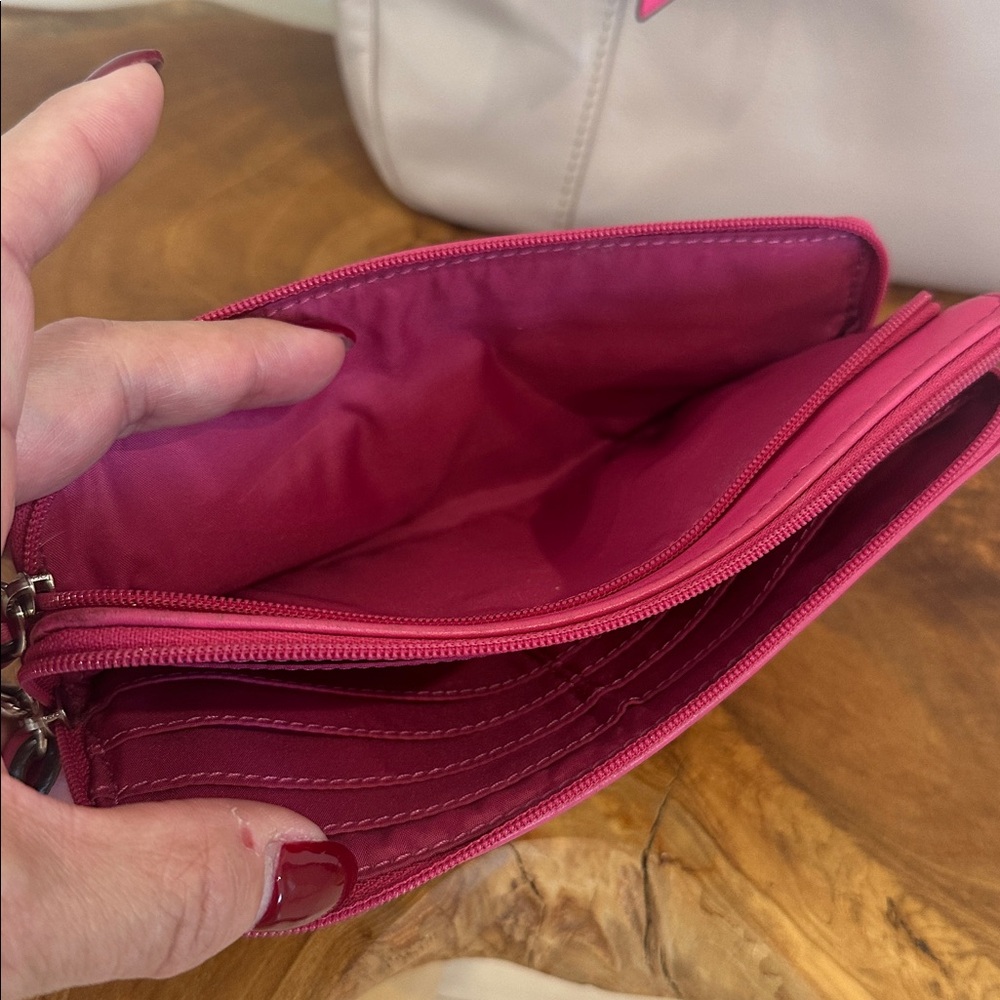 Coach Daisy Spectator Bag and Wristlet Set - Picture 9 of 15